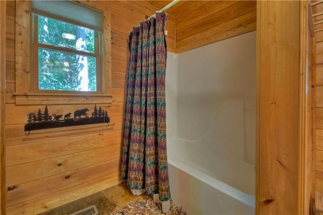 482 N Old Aska Road, Blue Ridge, GA 30513