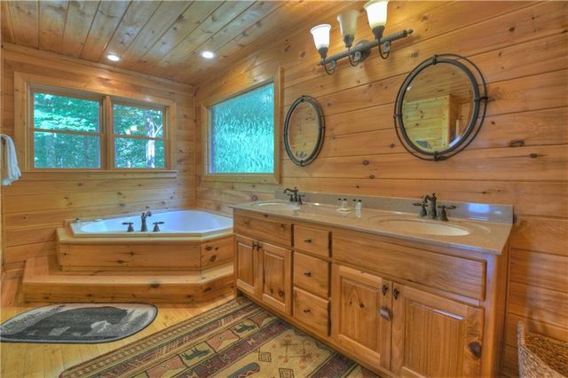 482 N Old Aska Road, Blue Ridge, GA 30513