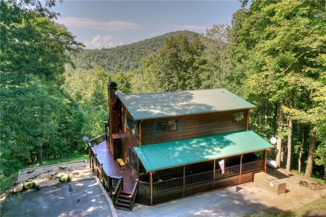 482 N Old Aska Road, Blue Ridge, GA 30513