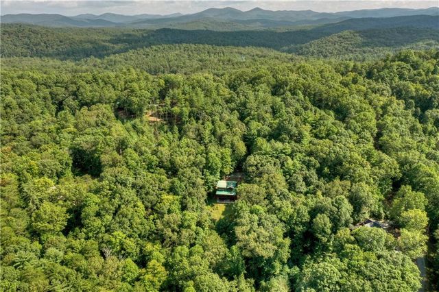 482 N Old Aska Road, Blue Ridge, GA 30513