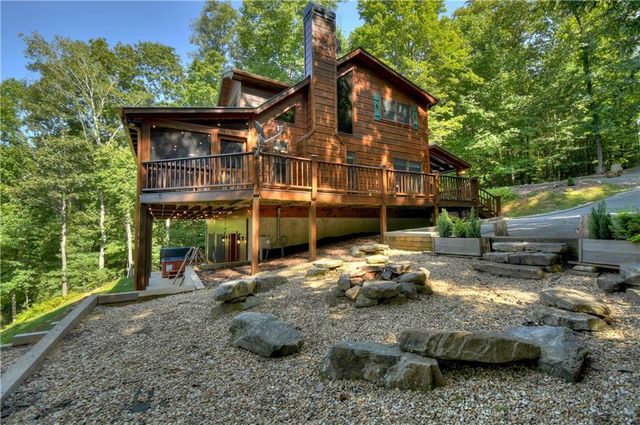 482 N Old Aska Road, Blue Ridge, GA 30513