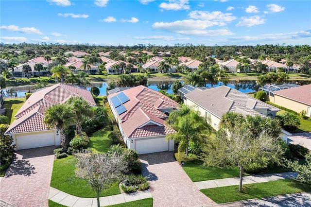 7063 Toscana CT, Naples, FL 34114