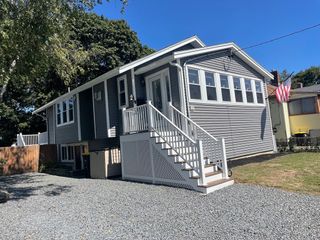 27 Westminster Rd, Hull, MA 02045