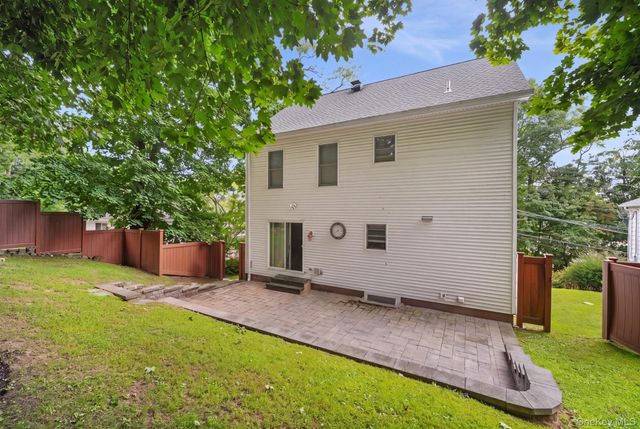 31 Reservoir Road, White Plains, NY 10603