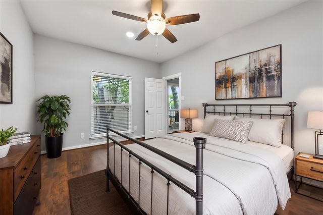2100 Tanglewilde Street 740, Houston, TX 77063