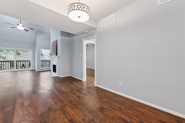 2100 Tanglewilde Street 740, Houston, TX 77063