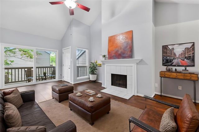 2100 Tanglewilde Street 740, Houston, TX 77063