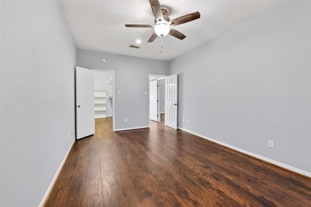 2100 Tanglewilde Street 740, Houston, TX 77063