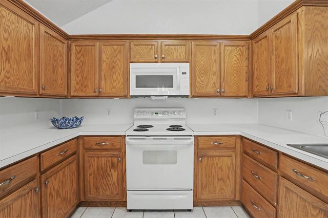 227 N Kelly Avenue, Edmond, OK 73003