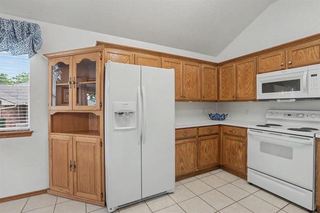 227 N Kelly Avenue, Edmond, OK 73003