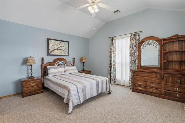 227 N Kelly Avenue, Edmond, OK 73003