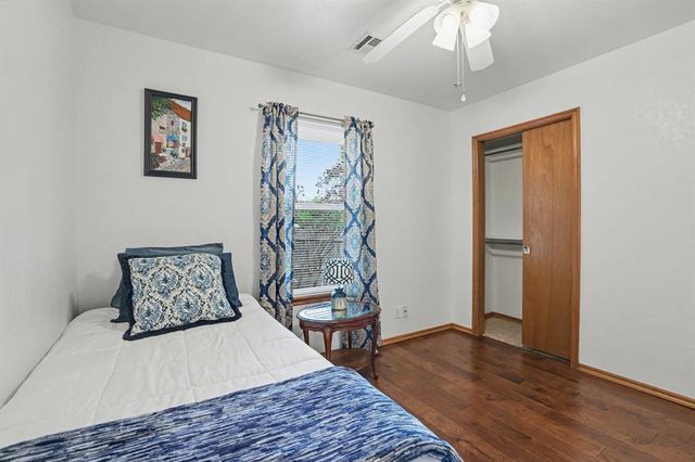 227 N Kelly Avenue, Edmond, OK 73003