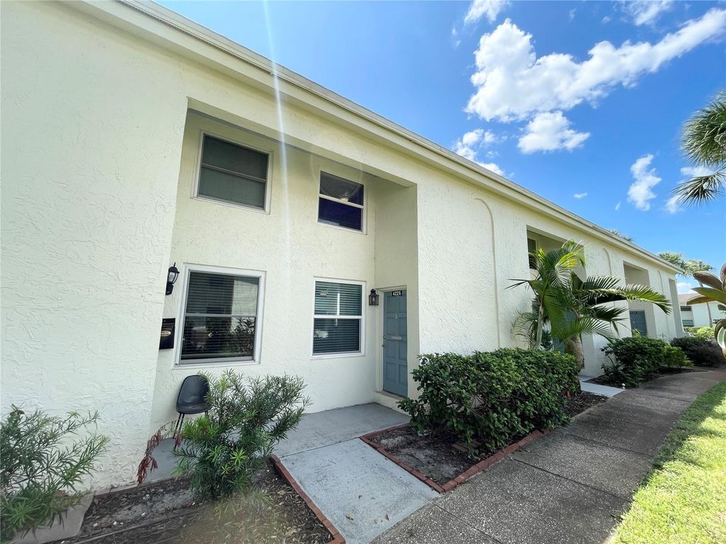 4226 LA DEGA COURT, Tampa, FL 33611