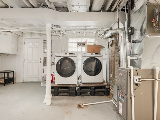 6415 S Leclaire Avenue, Chicago, IL 60638