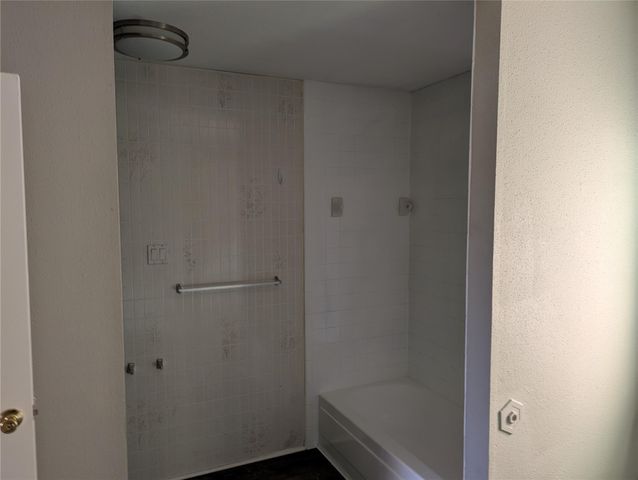 7514 Shaddock, Houston, TX 77041