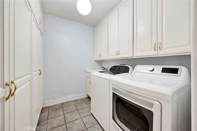 22309 Dolorosa, Woodland Hills, CA 91367