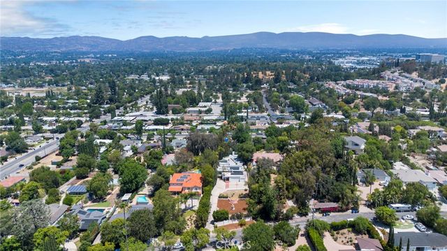 22309 Dolorosa, Woodland Hills, CA 91367