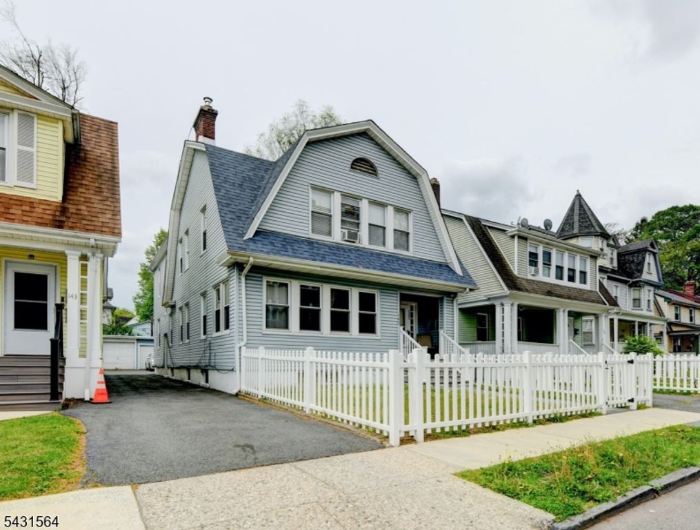 147 4Th Ave, East Orange City, NJ 07017 — photo 2