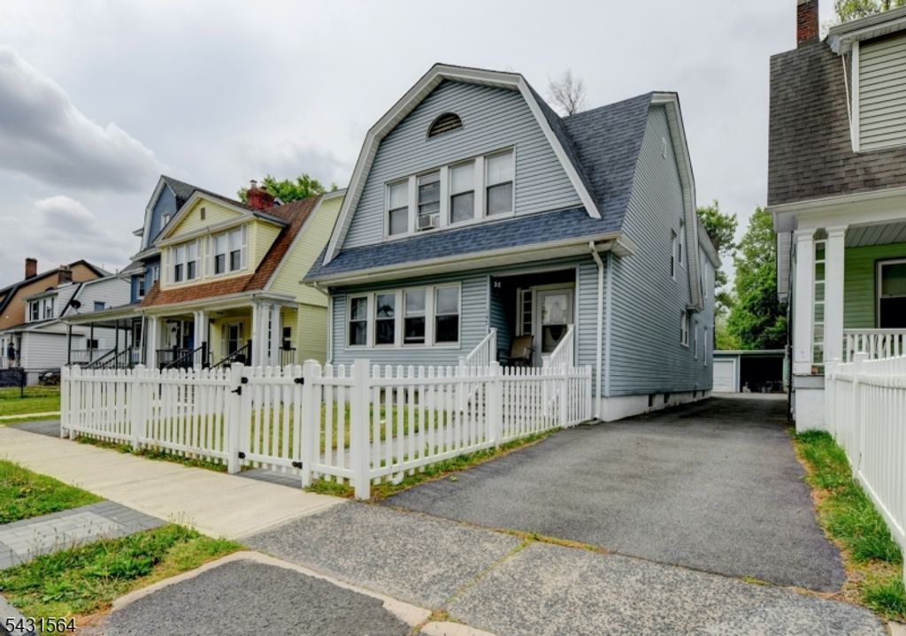 147 4Th Ave, East Orange City, NJ 07017 — photo 3