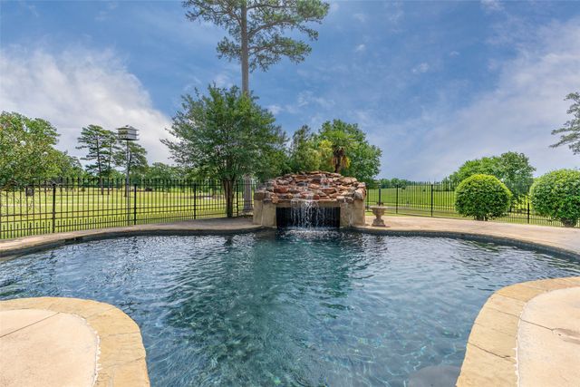 2441 FM 2685, Gilmer, TX 75645