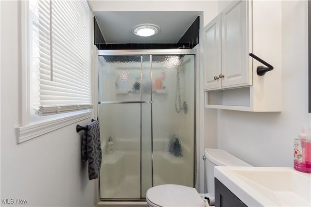 492 Hickory Hollow Drive, Canfield, OH 44406