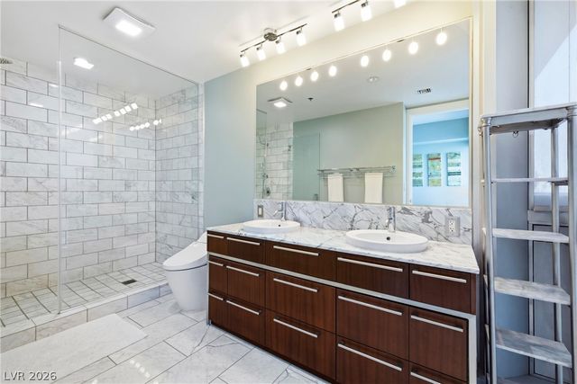 4471 Dean Martin Drive 810, Las Vegas, NV 89103