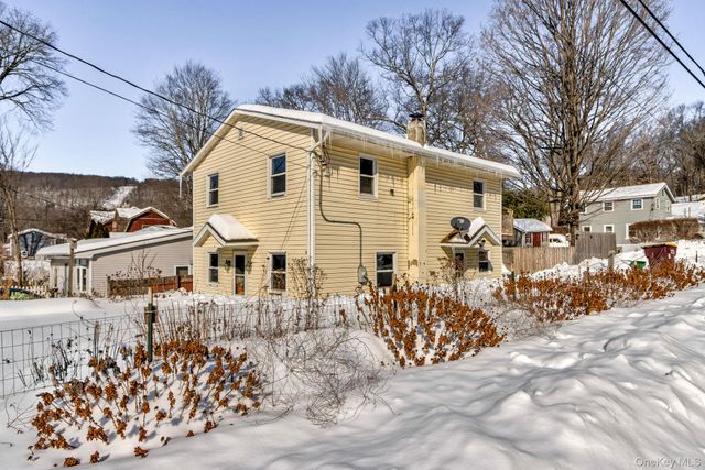 51 Greenwood Avenue, Greenwood Lake, NY 10925