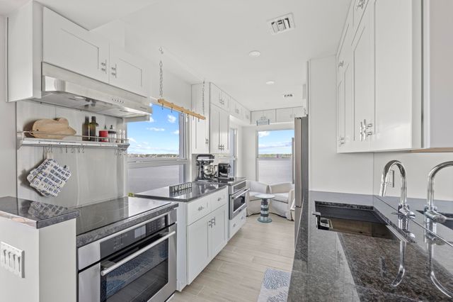 3230 S Ocean Boulevard A602, Palm Beach, FL 33480