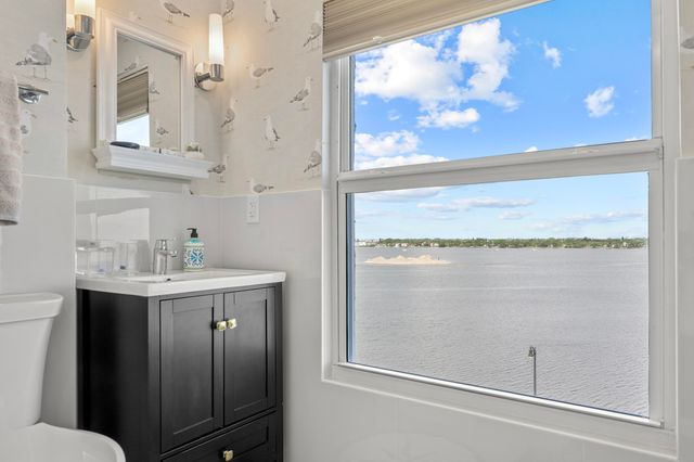 3230 S Ocean Boulevard A602, Palm Beach, FL 33480