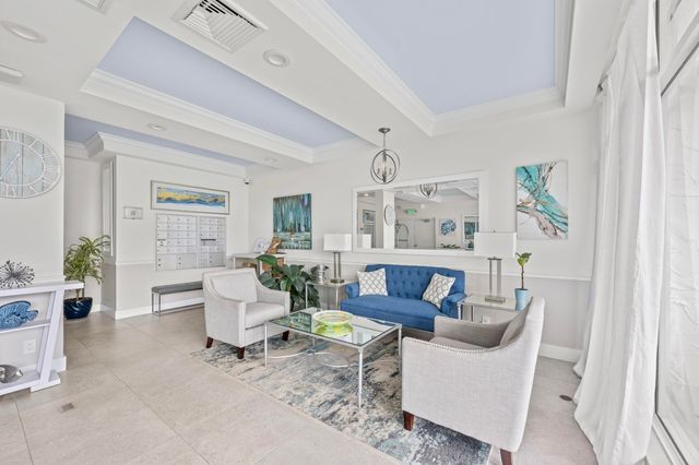 3230 S Ocean Boulevard A602, Palm Beach, FL 33480