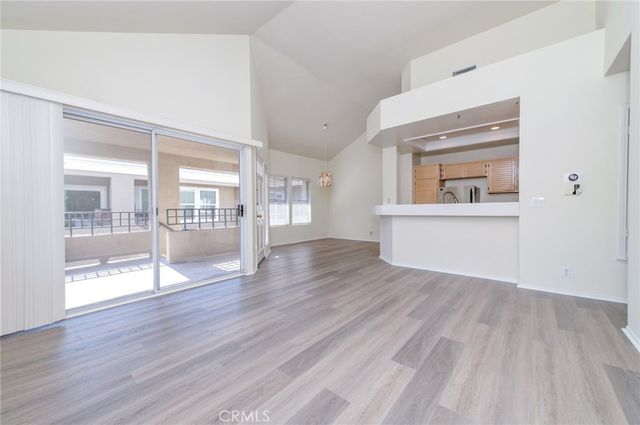 11 Auburn Aisle, Irvine, CA 92612