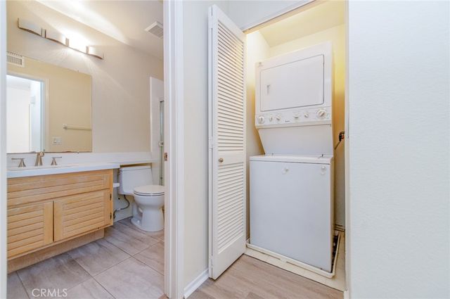 11 Auburn Aisle, Irvine, CA 92612