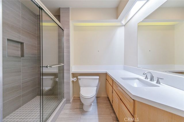 11 Auburn Aisle, Irvine, CA 92612