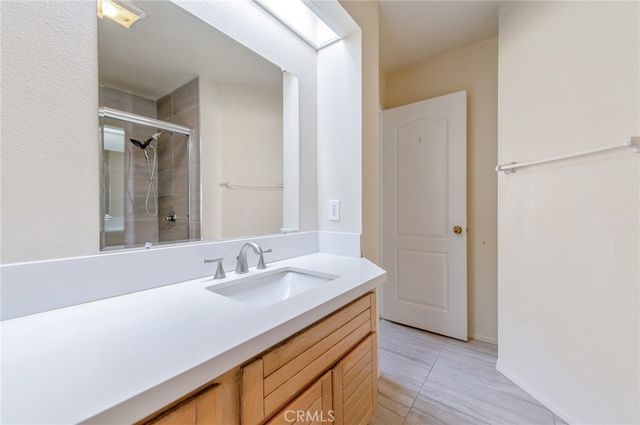 11 Auburn Aisle, Irvine, CA 92612