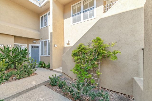 11 Auburn Aisle, Irvine, CA 92612