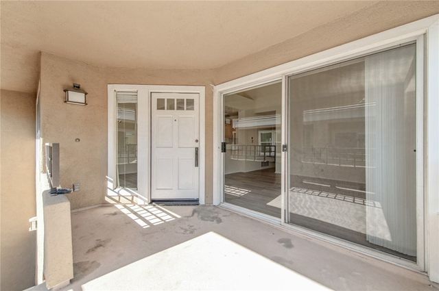 11 Auburn Aisle, Irvine, CA 92612