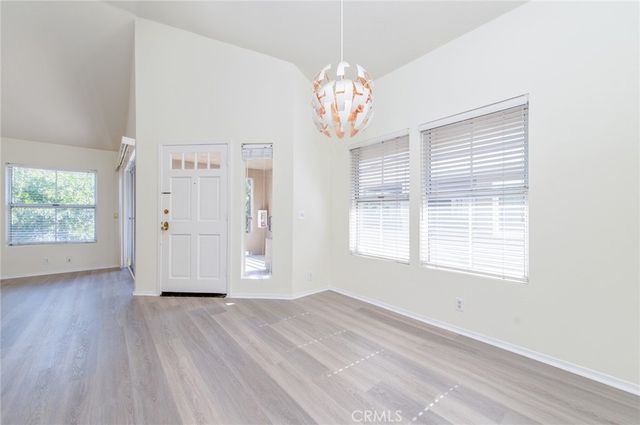 11 Auburn Aisle, Irvine, CA 92612