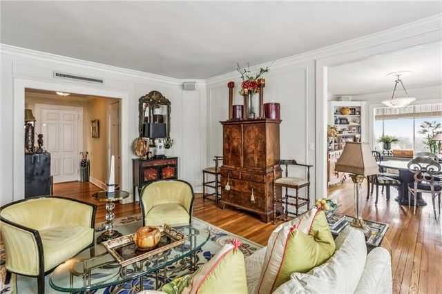 1325 Peachtree NE Street 701, Atlanta, GA 30309