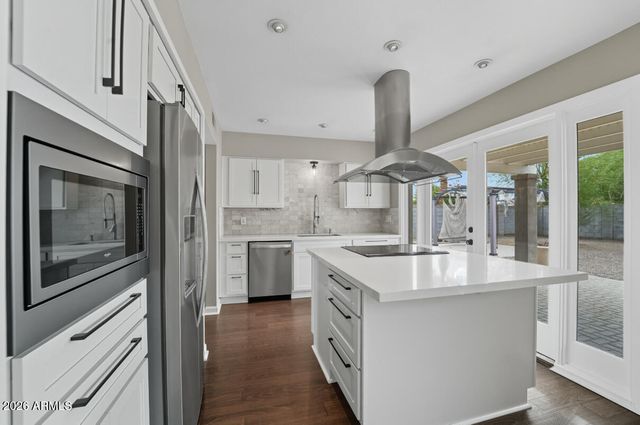 8437 E THOMAS Road, Scottsdale, AZ 85251