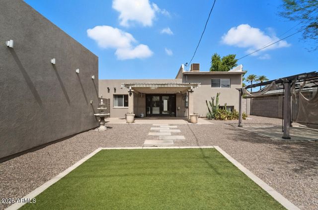 8437 E THOMAS Road, Scottsdale, AZ 85251