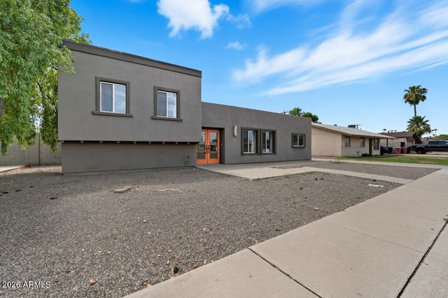 8437 E THOMAS Road, Scottsdale, AZ 85251