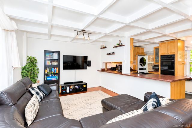 14476 Village Road 77C, Jamaica, NY 11435