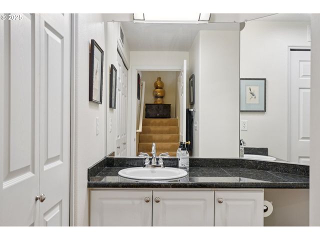 16199 Sw AUDUBON St 101, Beaverton, OR 97003