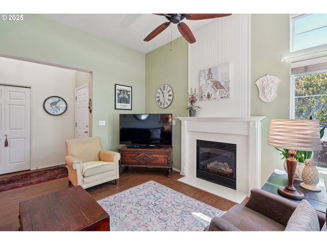 16199 Sw AUDUBON St 101, Beaverton, OR 97003