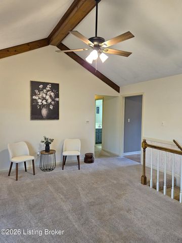 7204 Ben Franklin Ct, Louisville, KY 40214