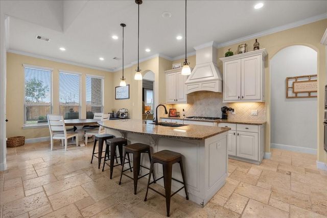 1636 Longwood Glen Lane, Friendswood, TX 77546