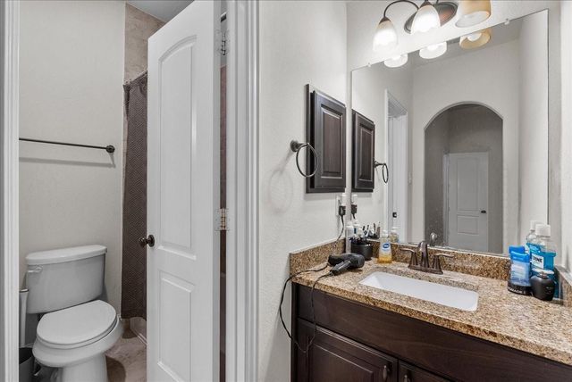 1636 Longwood Glen Lane, Friendswood, TX 77546