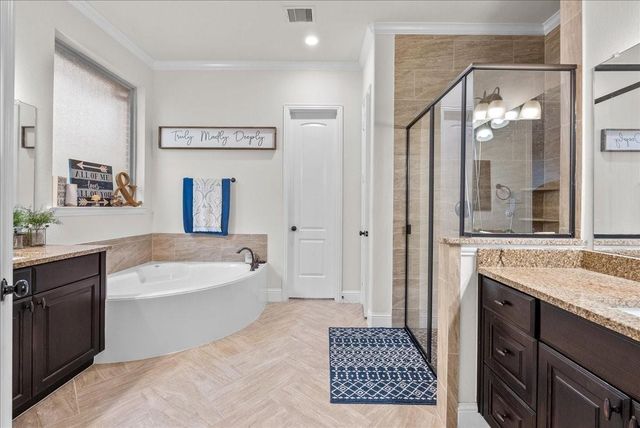 1636 Longwood Glen Lane, Friendswood, TX 77546