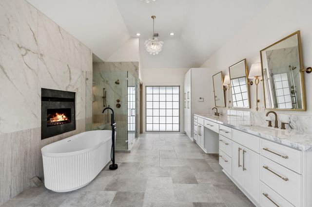 74 Briar Hollow Lane, Houston, TX 77027