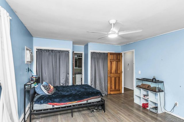 1 Karen Court, Bayville, NY 11709